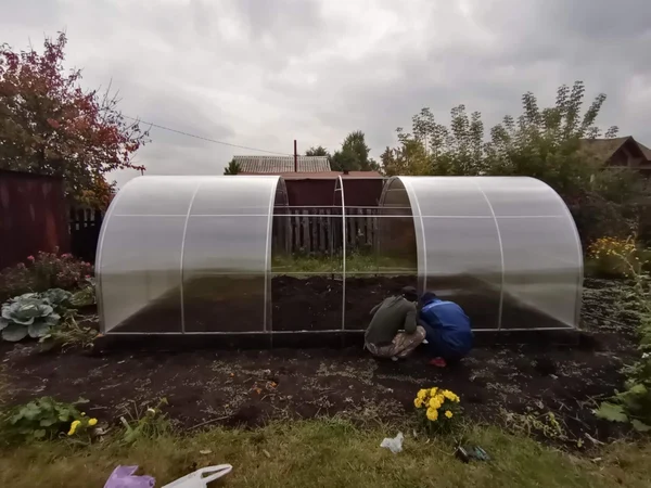 Ремонт теплиц-замена сотового поликарбоната от 5000 р.